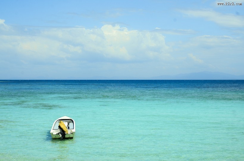 美丽的马尔代夫海边风景图片