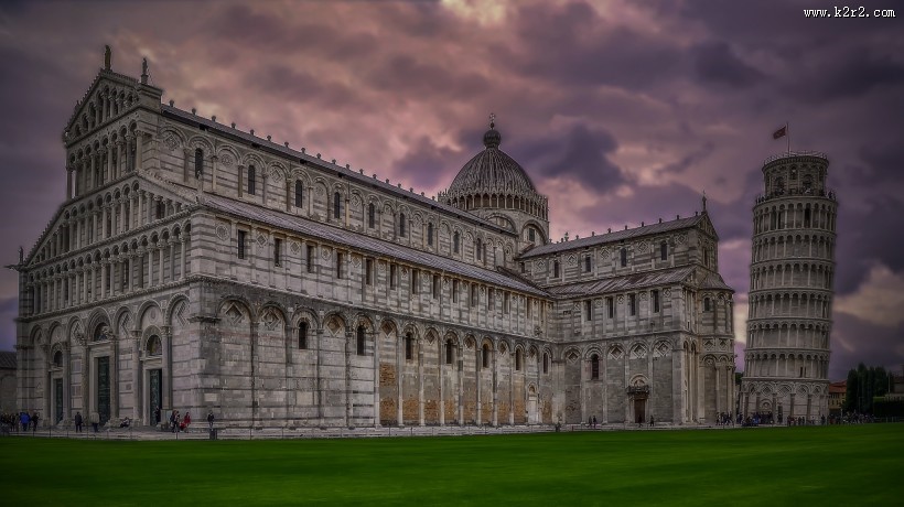 意大利比萨斜塔图片