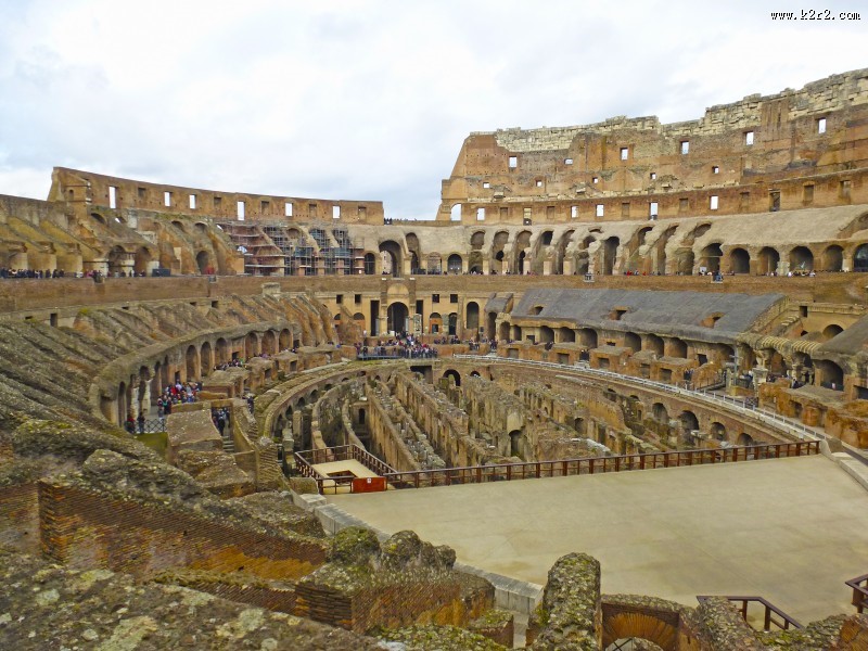 罗马斗兽场的内部风景图片