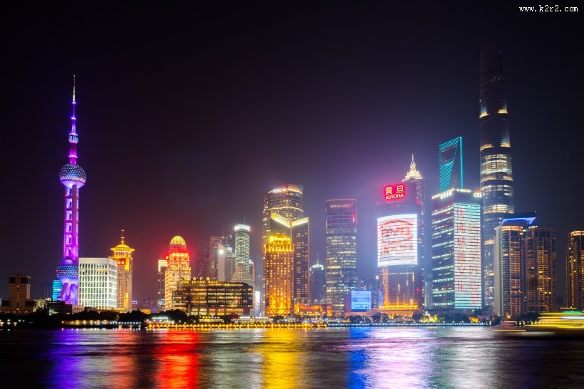 夜晚的上海东方明珠广播电视塔图片大全