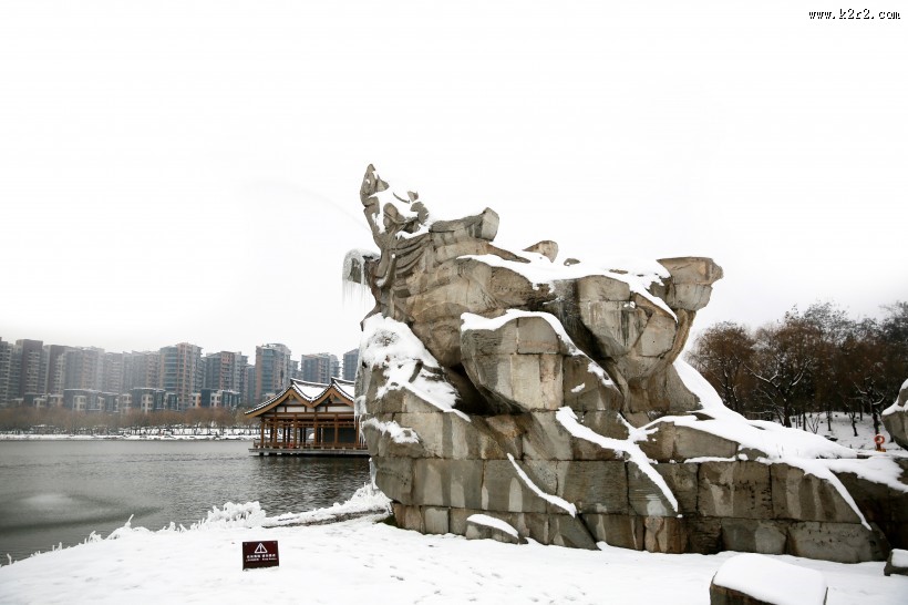陕西西安雪景图片
