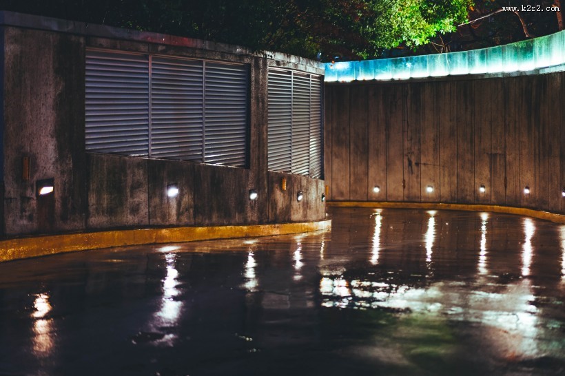 城市落寞的夜景图片