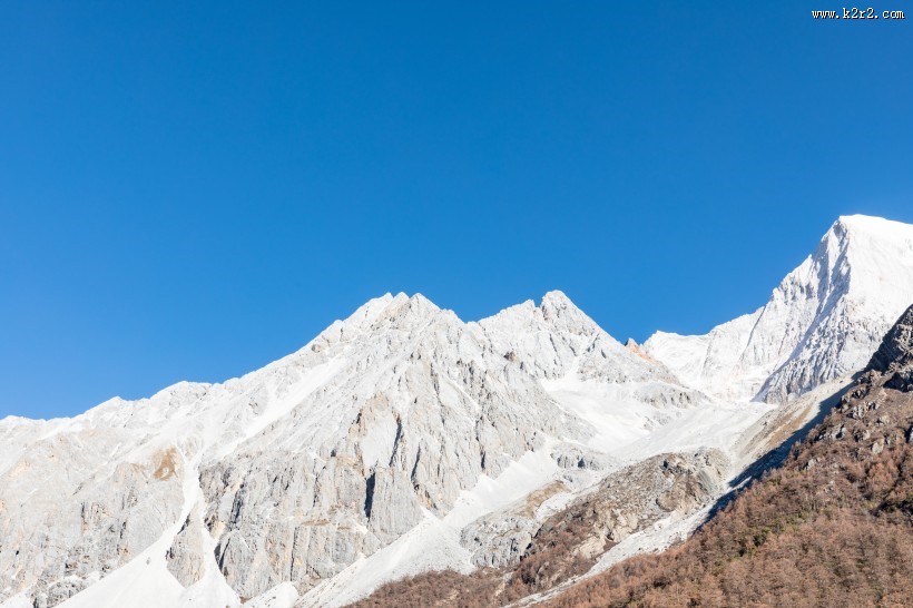 四川稻城亚丁雪山风景图片