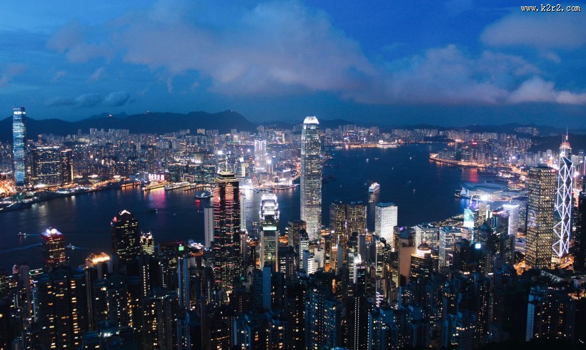 灯火通明的香港夜景图片