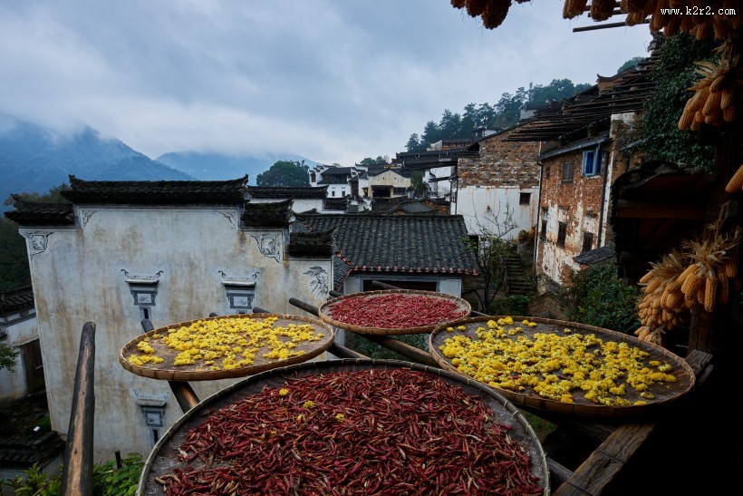 江西婺源篁岭晒秋风景图片
