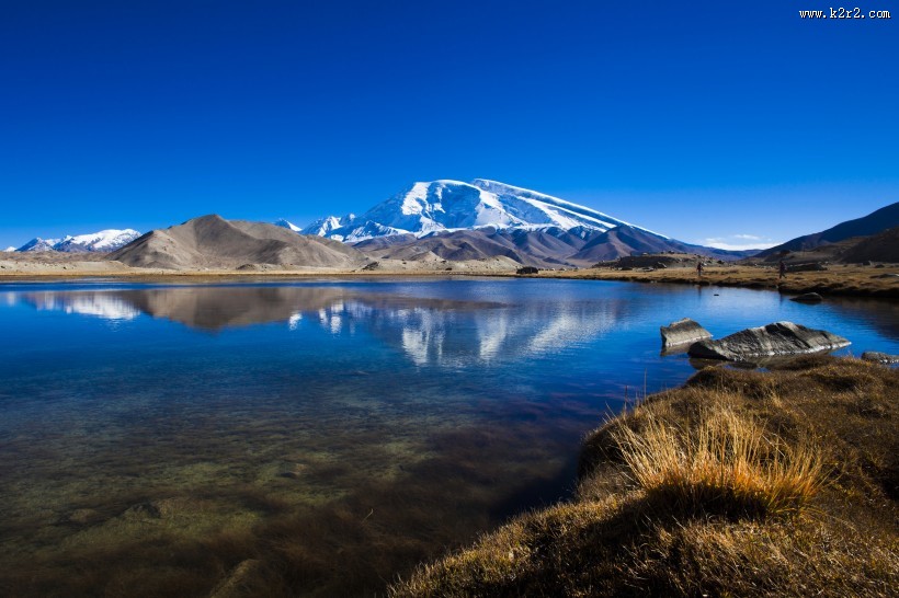 新疆慕士塔格峰风景图片大全