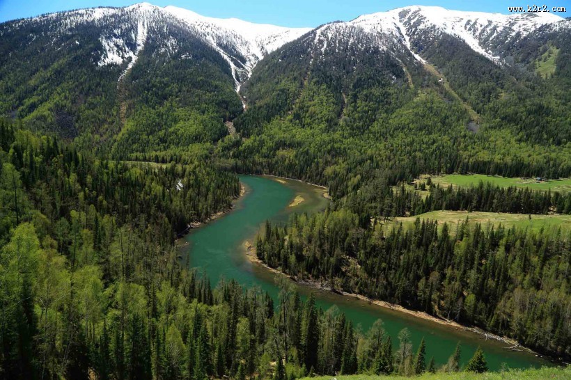 新疆喀纳斯风景图片