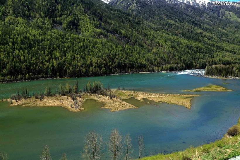 新疆喀纳斯风景图片
