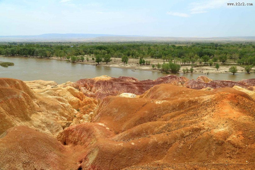 新疆五彩滩风景图片