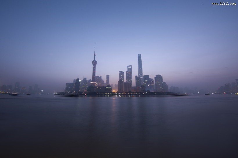 上海魔都的日出风景图片