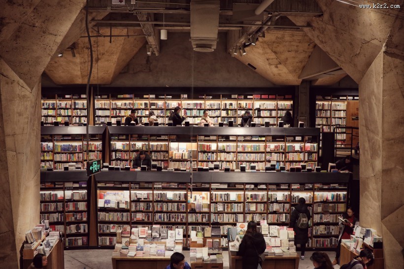 四川成都太古里方所书店内部陈设风景图片