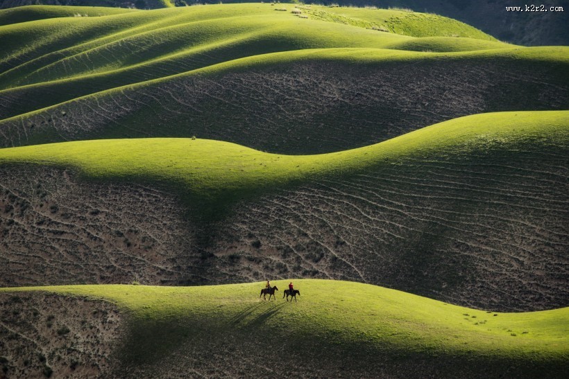 青海卓尔山风景图片