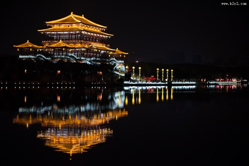 陕西西安大唐芙蓉园美丽夜景图片