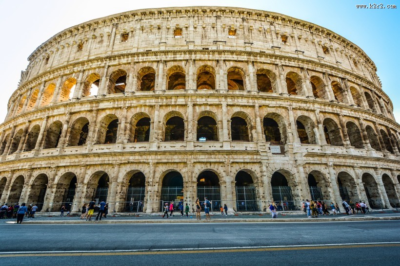 古罗马斗兽场遗址图片