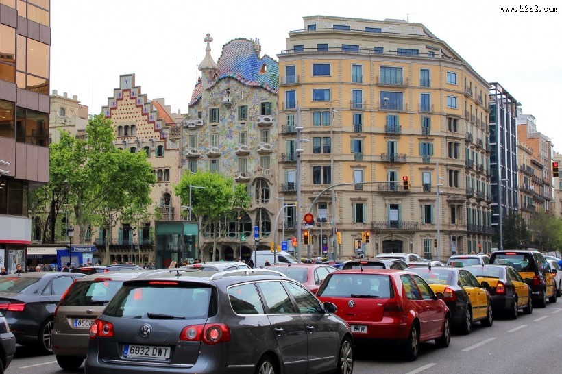 西班牙巴塞罗那高迪建筑风景图片