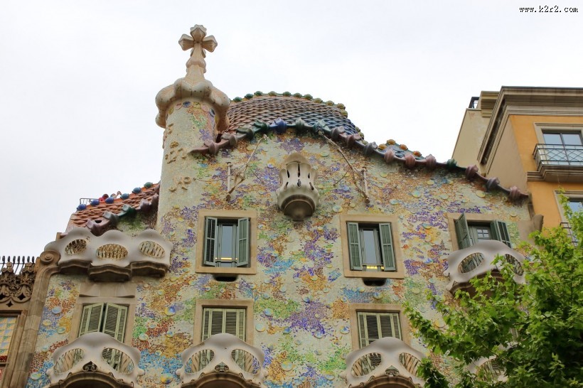 西班牙巴塞罗那高迪建筑风景图片