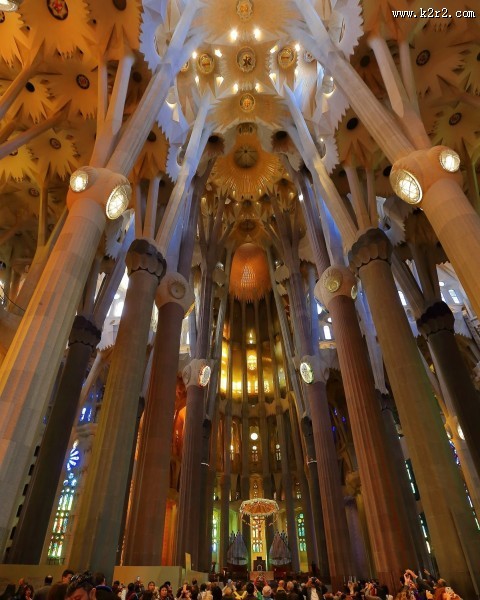 西班牙巴塞罗那圣家族大教堂图片
