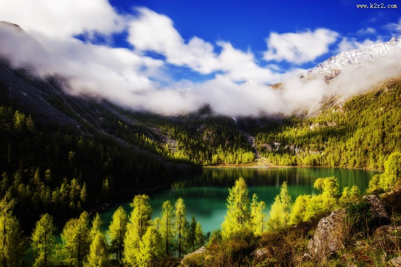 四川甲依拉措风景图片
