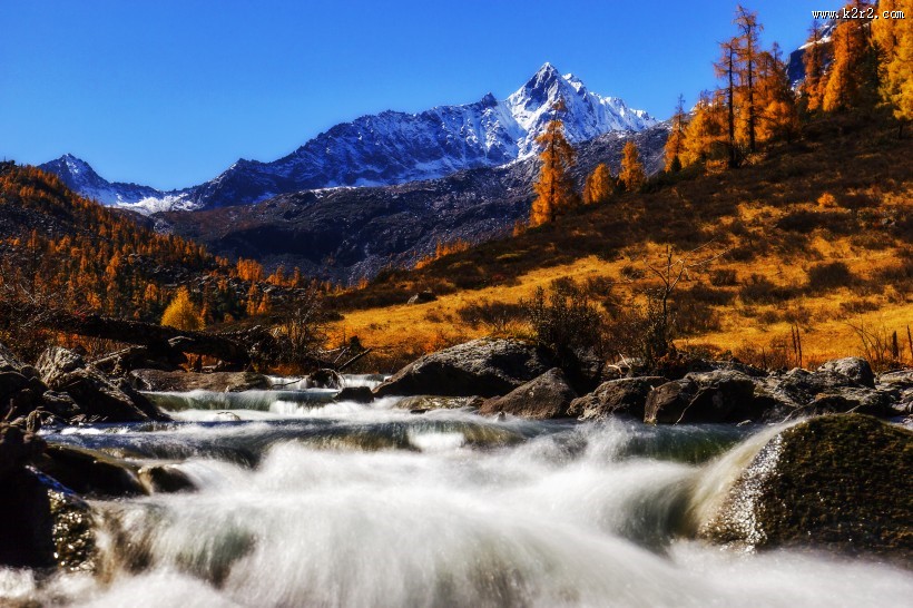四川甲依拉措风景图片