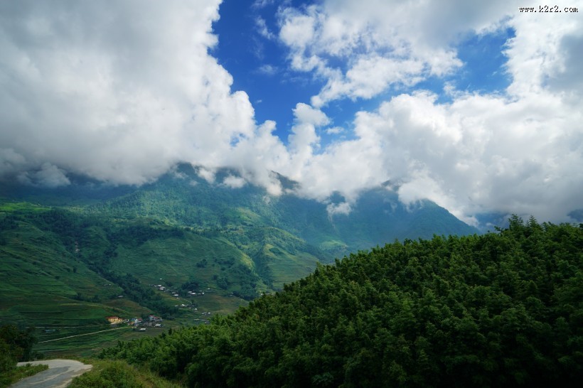 越南山地梯田风景图片