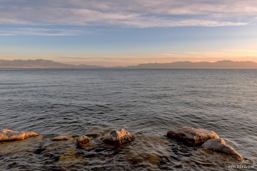 新疆赛里木湖风景图片大全