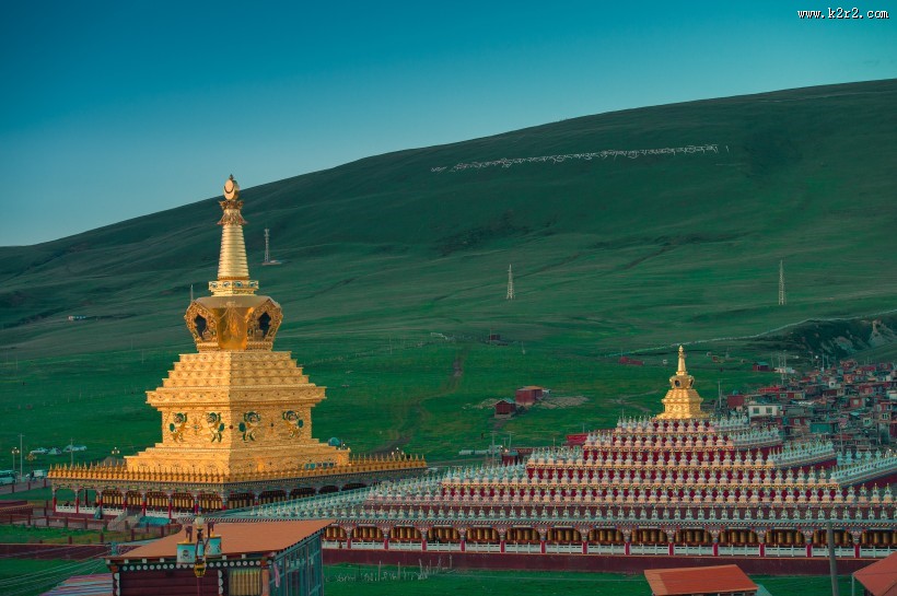 四川亚青寺风景图片