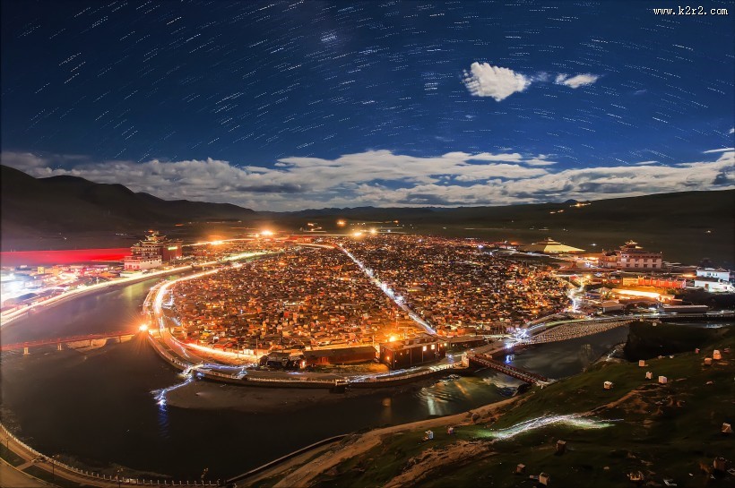 四川亚青寺风景图片