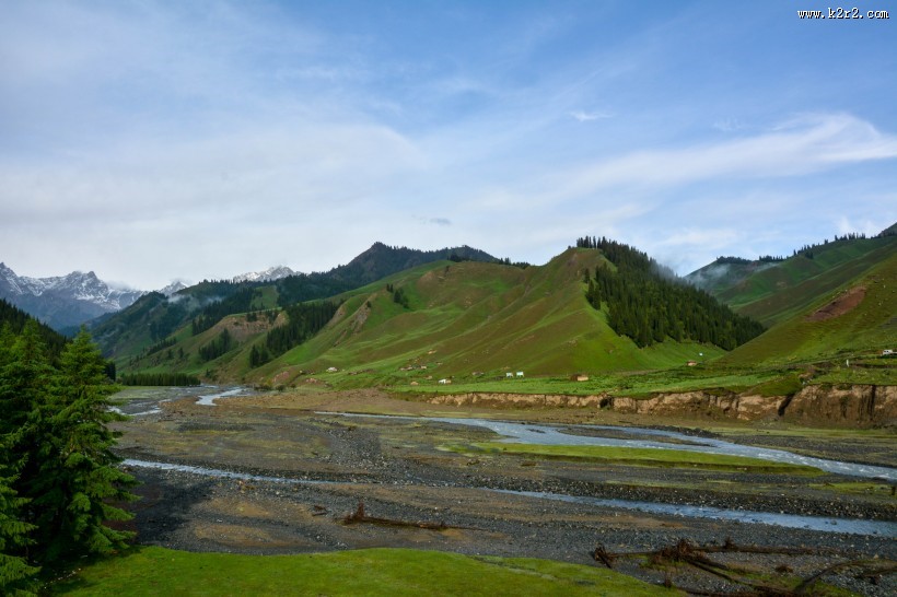 新疆科克尔斯陶牧区风景图片