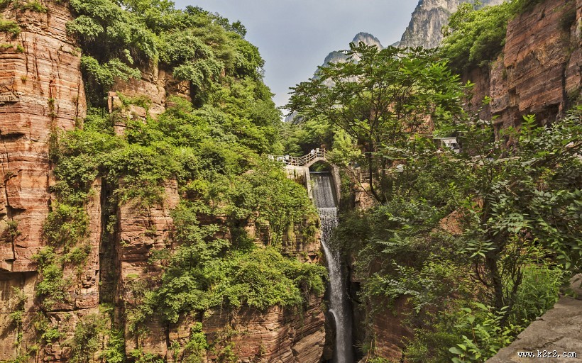 河南郭亮村挂壁公路风景图片