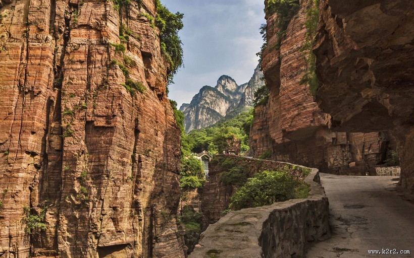 河南郭亮村挂壁公路风景图片