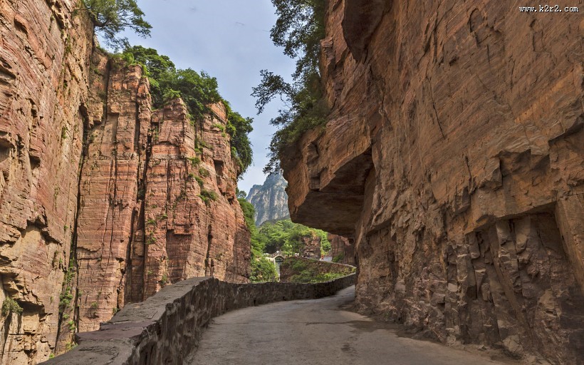 河南郭亮村挂壁公路风景图片