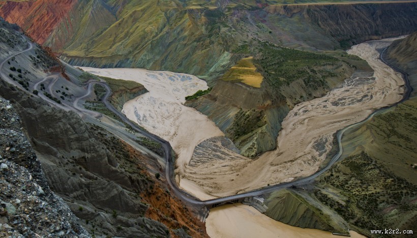 新疆安集海大峡谷风景图片