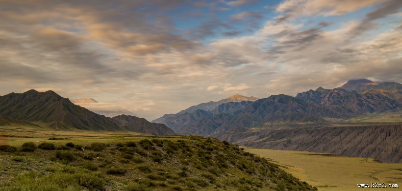 新疆安集海大峡谷风景图片