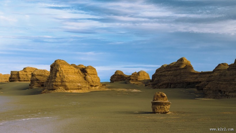 甘肃玉门关雅丹魔鬼城风景图片大全