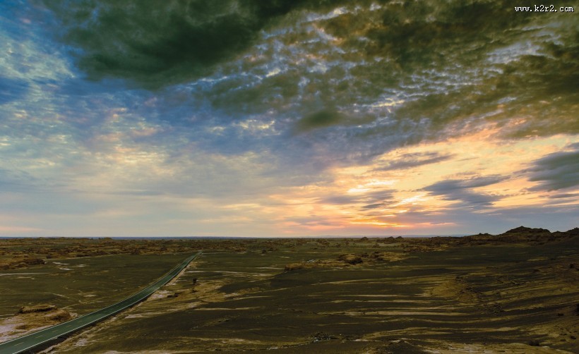 甘肃玉门关雅丹魔鬼城风景图片大全