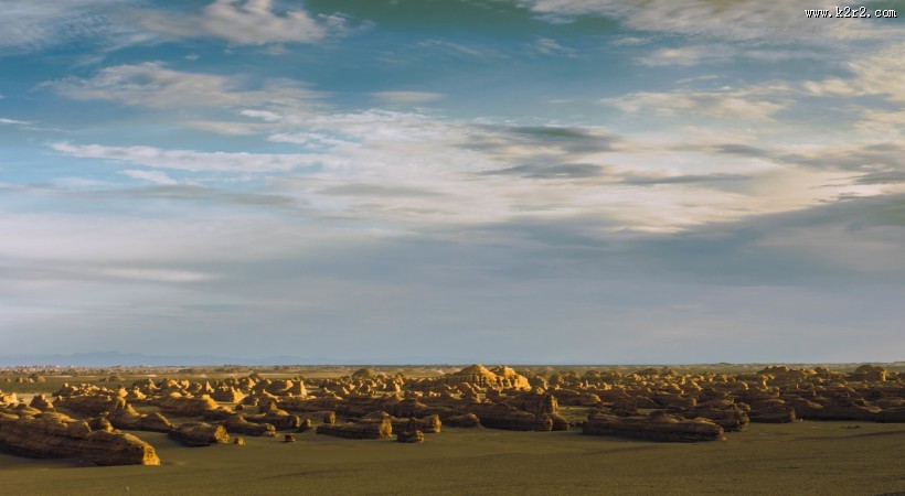 甘肃玉门关雅丹魔鬼城风景图片