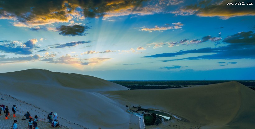 甘肃鸣沙山风景图片