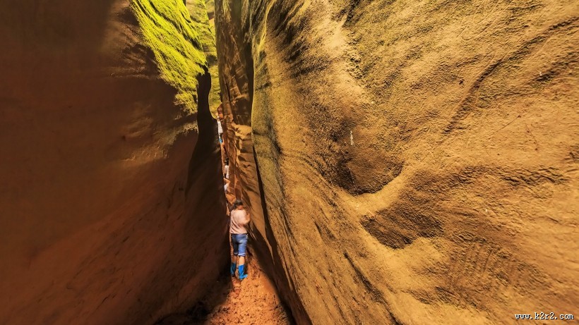 陕西甘泉雨岔大峡谷风景图片