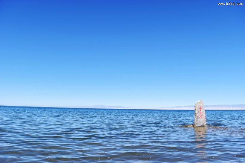 淡雅娴静的青海湖图片