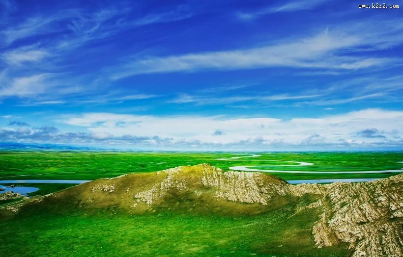 新疆巴音布鲁克风景图片