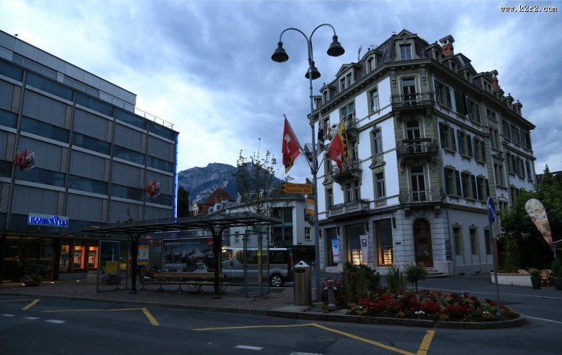 瑞士因特拉肯小镇风景图片