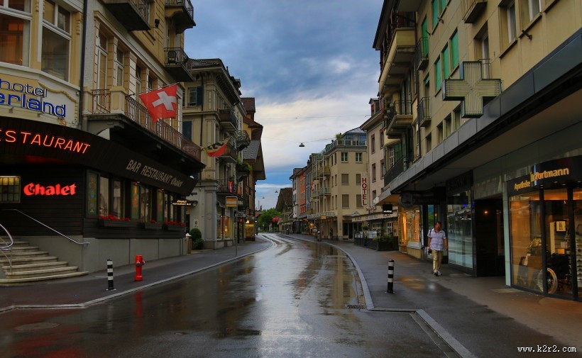 瑞士因特拉肯小镇风景图片