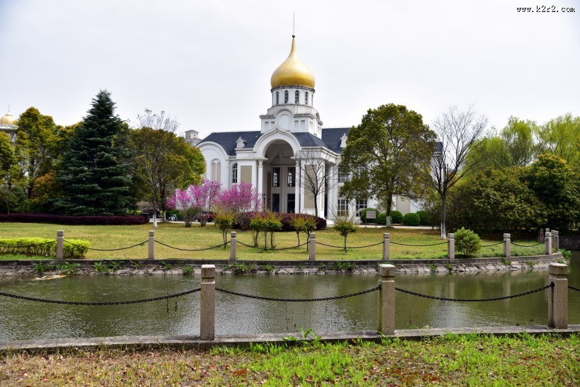 上海外国语大学风景图片
