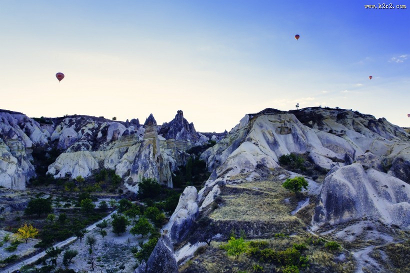 土耳其卡帕多西亚的喀斯特地貌风景图片大全