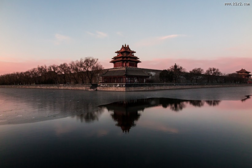 晨曦中的角楼风景图片大全