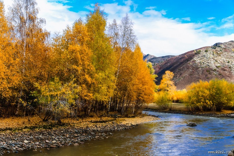 新疆可可托海风景图片