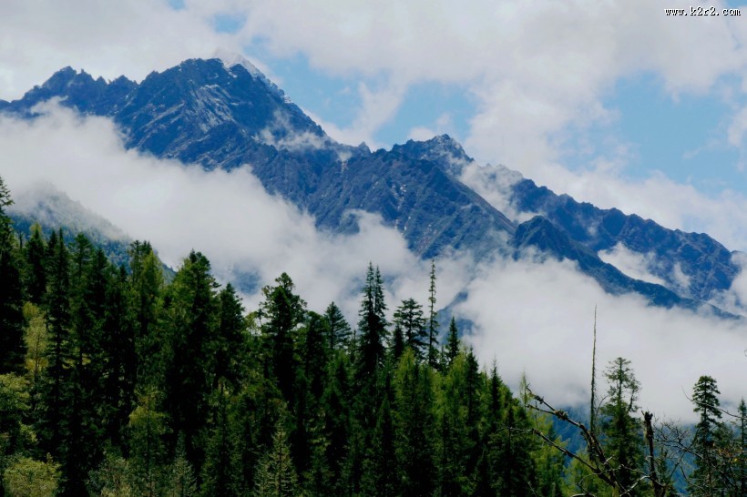 四川四姑娘山撵鱼坝风景图片