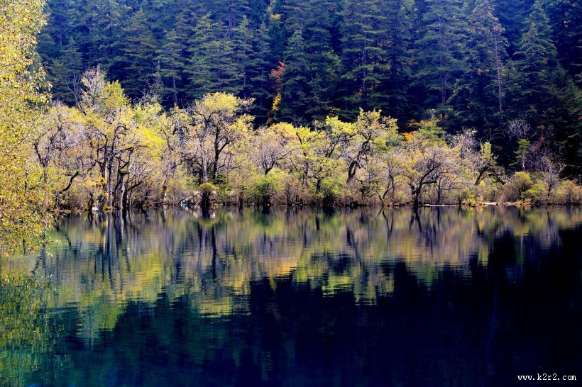 四川九寨沟秋日风景图片大全