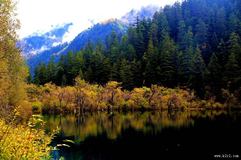 四川九寨沟秋日风景图片大全