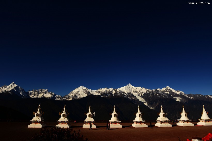 云南梅里雪山风景图片